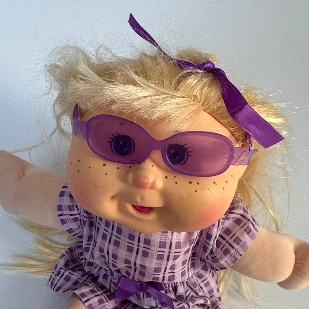 Cabbage Patch Kids Doll with Blonde Hair and Green Eyes w/Freckles
